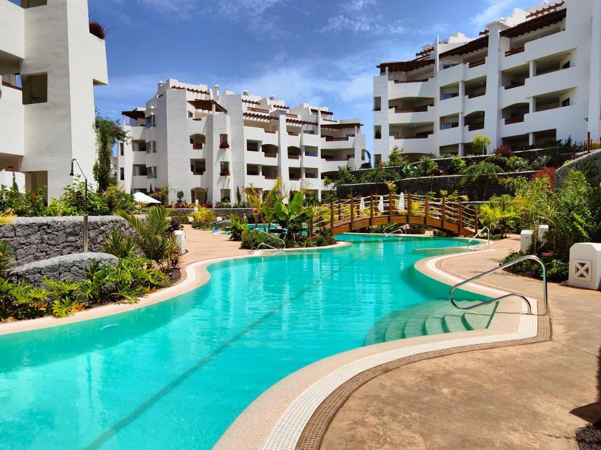 Garden Suites Luxury Apartment Палм-мар Екстериор снимка