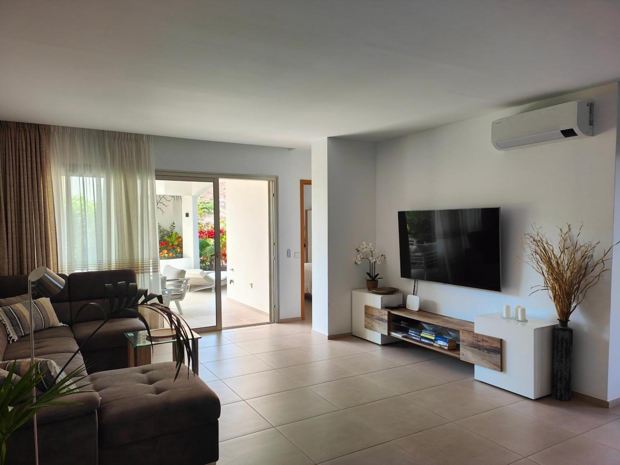 Garden Suites Luxury Apartment Палм-мар Екстериор снимка
